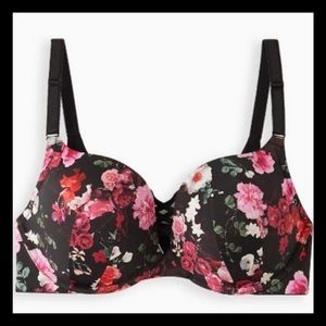Torrid Push-up Plunge 360 bra 44B NWT!!!